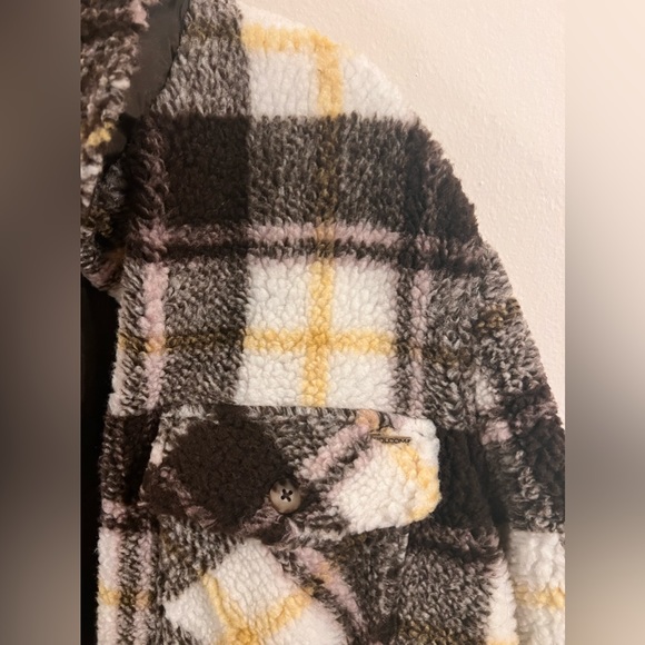 Volcom puffy jacket size XL(12) - Picture 3 of 6